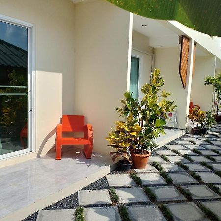 iRabbit Hotel Prachinburi Esterno foto