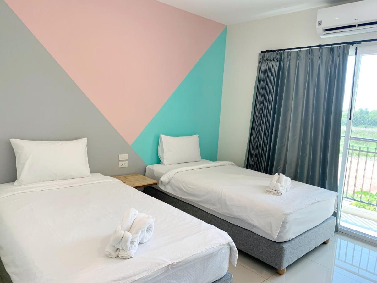 iRabbit Hotel Prachinburi Esterno foto