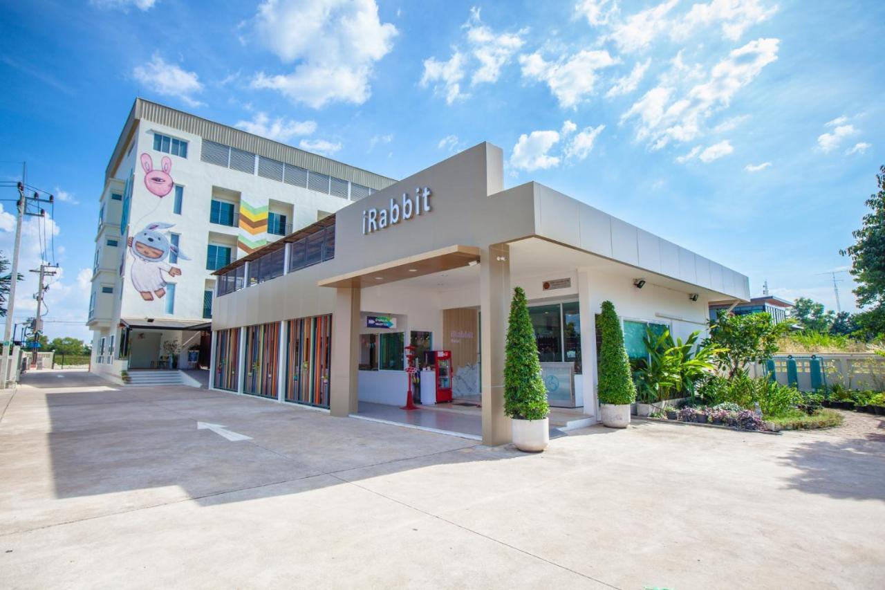 iRabbit Hotel Prachinburi Esterno foto